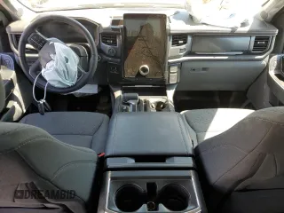 2024 Ford F-150 Lightning Flash с VIN 1FT6W3L74RWG04714, выставлен на аукционе Copart как лот 56320265 с пробегом 13 454 миль миль и Списание • Salvage title. История ставок и продаж доступна на DreamBid. Изображение 8.
