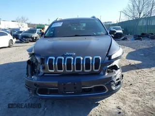 2014 Jeep Cherokee Limited with VIN 1C4PJMDS3EW140238, listed as a IAAI auction lot 41985580 with 145,614 mi miles. Bid and sale history available at carsss.com. Image 11.