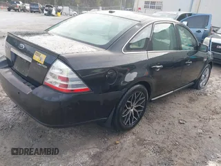 2009 Ford Taurus Limited with VIN 1FAHP25W09G121399, listed as a IAAI auction lot 41443202 with 195,187 mi miles. Bid and sale history available at carsss.com. Image 4.