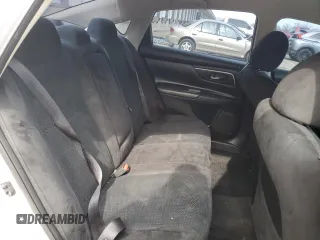 2015 Nissan Altima SV z VIN 1N4AL3AP9FC595825, wystawiony jako Copart lot #51223605 z przebiegiem 136 199 mil mil oraz Szkoda całkowita • Salvage title. Historia ofert i sprzedaży dostępna na DreamBid. Obrazek 10.
