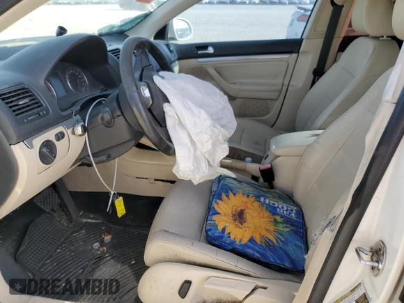 2010 Volkswagen Jetta Limited Edition with VIN 3VWRX7AJ1AM127158, listed as a Copart auction lot 49528915 with 199,550 mi miles and Salvage title. Bid and sale history available at DreamBid. Image 7.