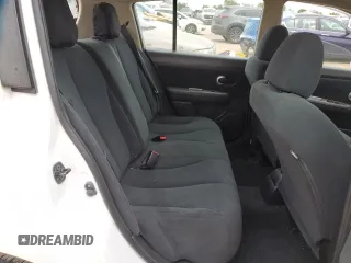2011 Nissan Versa S с VIN 3N1BC1CP8BL477377, выставлен на аукционе Copart как лот 55097775 с пробегом 120 225 миль миль и Списание • Salvage title. История ставок и продаж доступна на DreamBid. Изображение 10.