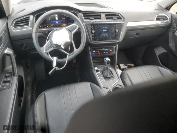 2023 Volkswagen Tiguan SE with VIN 3VV3B7AX9PM126197, listed as a Copart auction lot 86929994 with 23,021 mi miles and Salvage Title. Bid and sale history available at carsss.com. Image 8.
