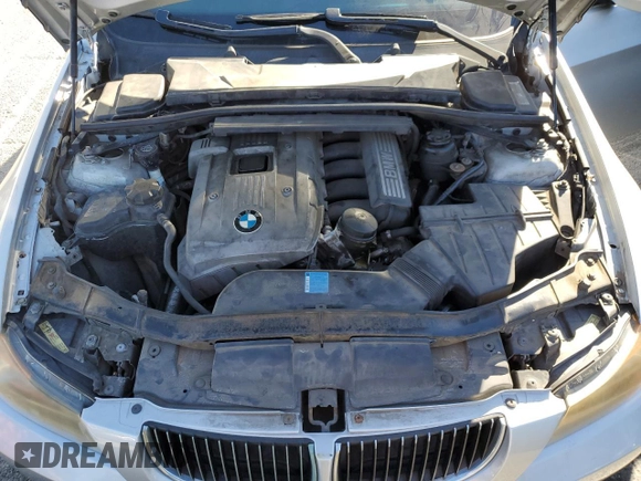 2006 BMW 3 Series 330i with VIN WBAVB33516PS13416, listed as a Copart auction lot 54619965 with 144,936 mi miles and Salvage Title. Bid and sale history available at DreamBid. Image 11.