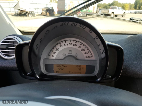 2015 Smart fortwo Passion with VIN WMEEK3BA5FK835565, listed as a Copart auction lot 76688204 with NaN miles and Salvage Title. Bid and sale history available at carsss.com. Image 9.