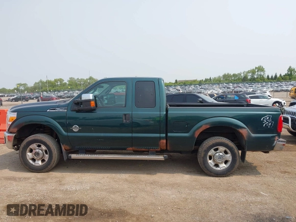 2011 Ford F-250 XL z VIN 1FT7X2BT5BEC44942, wystawiony jako IAAI lot #42383561 z przebiegiem 112 146 mil mil oraz . Historia ofert i sprzedaży dostępna na DreamBid. Obrazek 14.