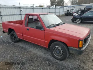 1991 Mitsubishi Mighty Max z VIN JA7FL24W2MP026041, wystawiony jako Copart lot #79159244 z przebiegiem 219 903 mil mil oraz Szkody całkowita. Historia ofert i sprzedaży dostępna na DreamBid. Obrazek 4.