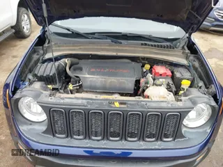 2018 Jeep Renegade Trailhawk with VIN ZACCJBCB6JPH00636, listed as a IAAI auction lot 41490206 with 111,373 mi miles. Bid and sale history available at carsss.com. Image 10.
