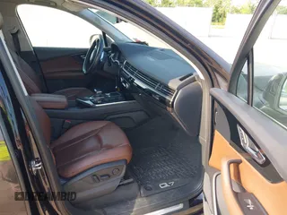2019 Audi Q7 Premium Plus with VIN WA1LAAF72KD046925, listed as a IAAI auction lot 42023865 with 114,138 mi miles and . Bid and sale history available at DreamBid. Image 5.