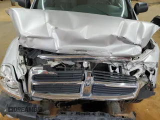 2004 Dodge Durango Limited z VIN 1D4HB58D34F121080, wystawiony jako Copart lot #57156575 z przebiegiem 124 190 mil mil oraz Szkoda całkowita • Salvage title. Historia ofert i sprzedaży dostępna na DreamBid. Obrazek 12.