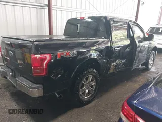 2016 Ford F-150 XLT with VIN 1FTEW1EG6GFC57493, listed as a IAAI auction lot 40383047 with 104,712 mi miles. Bid and sale history available at carsss.com. Image 4.