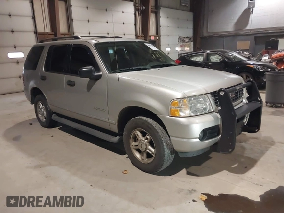 2004 Ford Explorer XLT z VIN 1FMZU73K34UA63816, wystawiony jako IAAI lot #41011396 z przebiegiem 179 850 mil mil oraz . Historia ofert i sprzedaży dostępna na DreamBid. Obrazek 1.