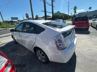 2007 Toyota Prius z VIN JTDKB20U477546822, wystawiony jako Copart lot #61691805 z przebiegiem 146 754 mil mil oraz Czysty tytuł • Clean title. Historia ofert i sprzedaży dostępna na DreamBid. Obrazek 3.