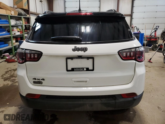2024 Jeep Compass Latitude Lux with VIN 3C4NJDFNXRT151120, listed as a Copart auction lot 48513695 with 18,694 mi miles and Clean title. Bid and sale history available at DreamBid. Image 6.