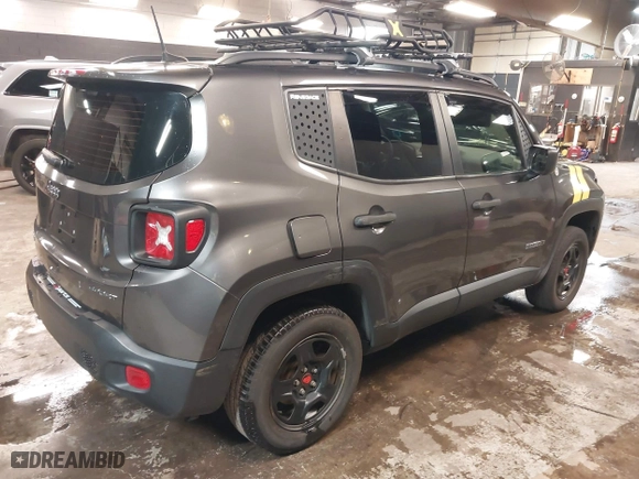 2019 Jeep Renegade Sport with VIN ZACNJBAB4KPK79364, listed as a IAAI auction lot 41593126 with 129,902 mi miles. Bid and sale history available at carsss.com. Image 4.