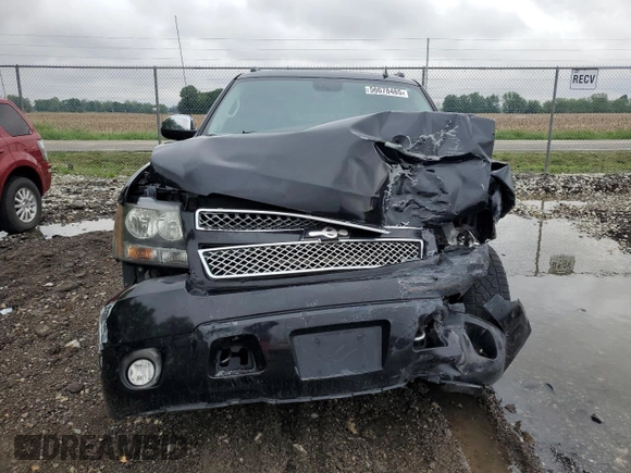 2008 Chevrolet Avalanche LTZ with VIN 3GNFK12328G105235, listed as a Copart auction lot 56678465 with 160,447 mi miles and Salvage title. Bid and sale history available at DreamBid. Image 5.
