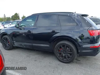 2018 Audi Q7 Premium Plus z VIN WA1LHAF71JD021489, wystawiony jako IAAI lot #42233192 z przebiegiem 103 896 mil mil oraz . Historia ofert i sprzedaży dostępna na DreamBid. Obrazek 14.