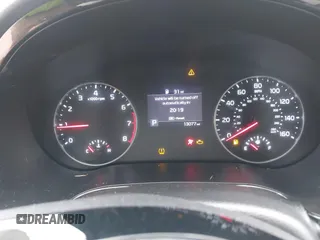 2023 Kia Seltos EX z VIN KNDERCAA9P7468220, wystawiony jako IAAI lot #38660032 z przebiegiem 13 077 mil mil oraz . Historia ofert i sprzedaży dostępna na DreamBid. Obrazek 7.