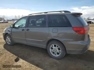 2004 Toyota Sienna XLE with VIN 5TDBA22C04S002178, listed as a Copart auction lot 49716665 with 351,252 mi miles and Salvage Title. Bid and sale history available at carsss.com. Image 2.