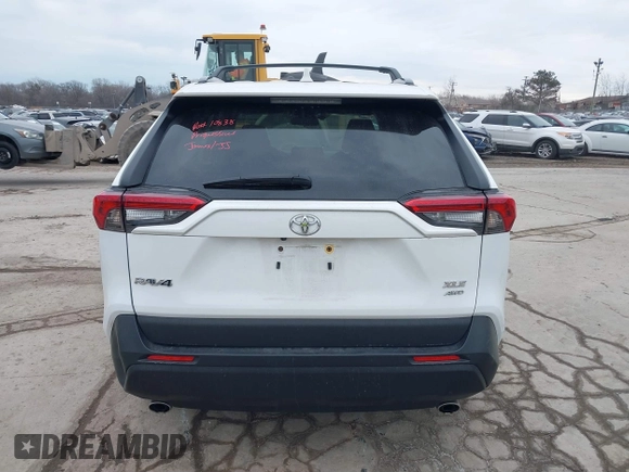 2023 Toyota RAV4 XLE with VIN 2T3P1RFV5PW350751, listed as a IAAI auction lot 41701062 with 32,607 mi miles. Bid and sale history available at carsss.com. Image 17.