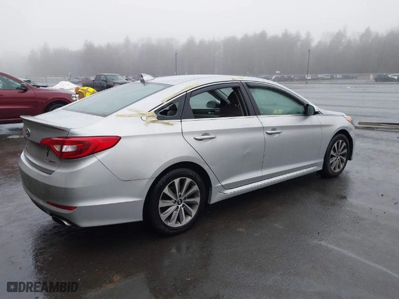 2015 Hyundai Sonata 2.4L Sport with VIN 5NPE34AF3FH067159, listed as a IAAI auction lot 41790336 with 161,028 mi miles. Bid and sale history available at carsss.com. Image 4.