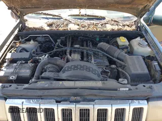 1994 Jeep Grand Cherokee Laredo with VIN 1J4GZ58S2RC118502, listed as a IAAI auction lot 42701778 with 420,559 mi miles and . Bid and sale history available at DreamBid. Image 10.
