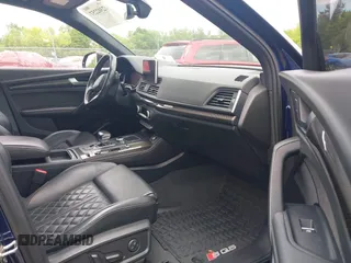 2018 Audi SQ5 Prestige with VIN WA1C4AFY6J2102360, listed as a IAAI auction lot 42302257 with 74,421 mi miles and . Bid and sale history available at DreamBid. Image 5.
