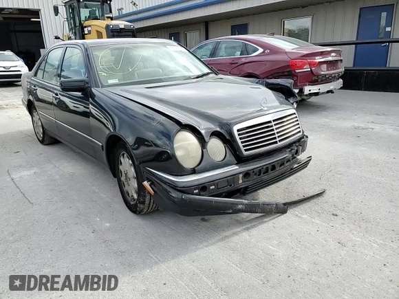 1998 Mercedes-Benz E-Class with VIN WDBJF65F9WA634931, listed as a Copart auction lot 87045104 with 188,331 mi miles and Salvage Title. Bid and sale history available at carsss.com. Image 10.