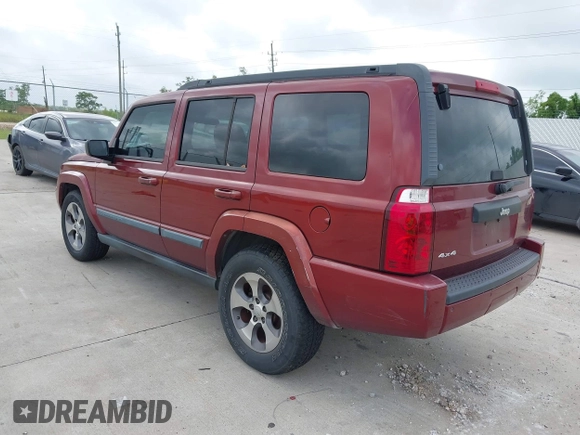 2008 Jeep Commander Sport z VIN 1J8HG48K48C175446, wystawiony jako IAAI lot #42206365 z przebiegiem 199 996 mil mil oraz . Historia ofert i sprzedaży dostępna na DreamBid. Obrazek 3.