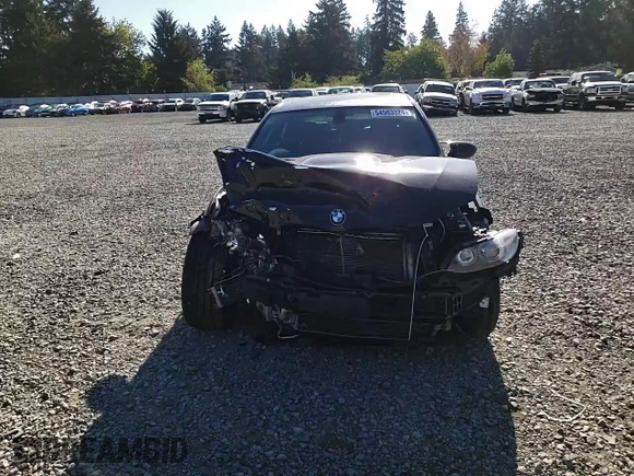 2011 BMW M3 z VIN WBSPM9C54BE203115, wystawiony jako Copart lot #54583324 z przebiegiem Nie podano mil oraz Szkody całkowita. Historia ofert i sprzedaży dostępna na DreamBid. Obrazek 11.