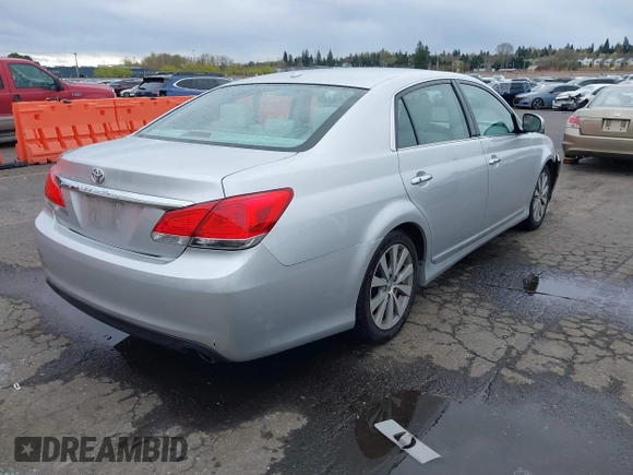 2011 Toyota Avalon with VIN 4T1BK3DB7BU438120, listed as a IAAI auction lot 41891678 with 101,458 mi miles and . Bid and sale history available at carsss.com. Image 4.