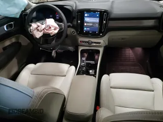 2024 Volvo XC40 Plus Bright Theme with VIN YV4L12UE4R2252652, listed as a Copart auction lot 41743045 with 10,063 mi miles and Salvage Title. Bid and sale history available at DreamBid. Image 8.