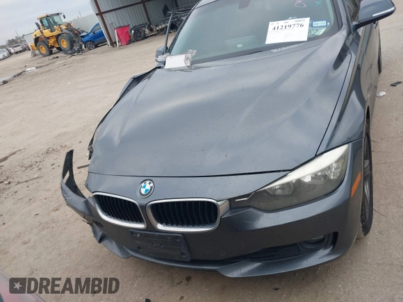 2015 BMW 3 Series 328i xDrive with VIN WBA3B5C56FF959868, listed as a IAAI auction lot 41219776 with 84,139 mi miles and . Bid and sale history available at DreamBid. Image 12.