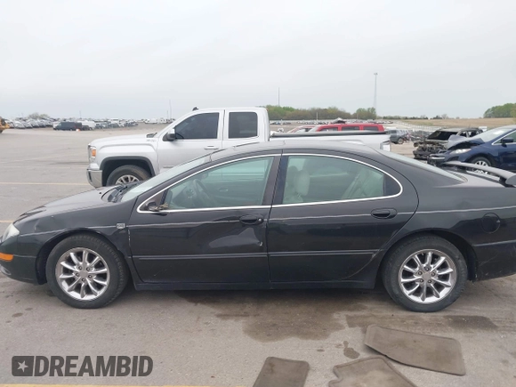 2004 Chrysler 300M M z VIN 2C3HE66G94H686024, wystawiony jako IAAI lot #42174229 z przebiegiem 150 628 mil mil oraz . Historia ofert i sprzedaży dostępna na DreamBid. Obrazek 14.