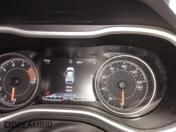 2017 Jeep Cherokee Trailhawk with VIN 1C4PJMBS5HW614956, listed as a IAAI auction lot 42079991 with 143,378 mi miles and . Bid and sale history available at DreamBid. Image 7.