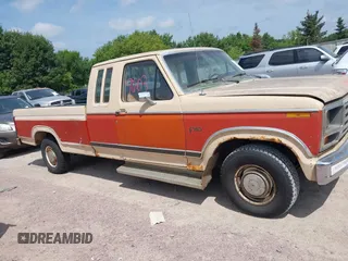 1983 Ford F-150 with VIN 1FTEX15Y5DKA31809, listed as a IAAI auction lot 42719603 with 19,240 mi miles and . Bid and sale history available at DreamBid. Image 13.