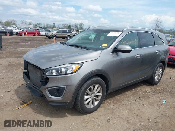 2016 Kia Sorento LX with VIN 5XYPG4A57GG003204, listed as a IAAI auction lot 42053975 with 189,653 mi miles. Bid and sale history available at carsss.com. Image 17.