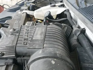 2016 Chevrolet Express Cargo z VIN 1GCWGAFF1G1174140, wystawiony jako IAAI lot #41860608 z przebiegiem 207 610 mil mil oraz . Historia ofert i sprzedaży dostępna na DreamBid. Obrazek 19.