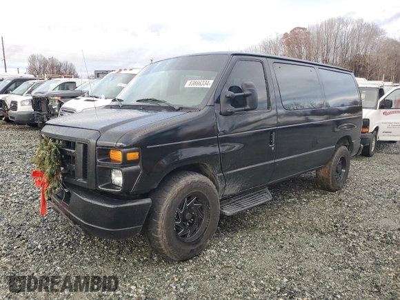 2008 Ford Econoline Passenger XL with VIN 1FBNE31L58DB44511, listed as a Copart auction lot 83866334 with 183,890 mi miles and Salvage Title. Bid and sale history available at carsss.com. Image 1.