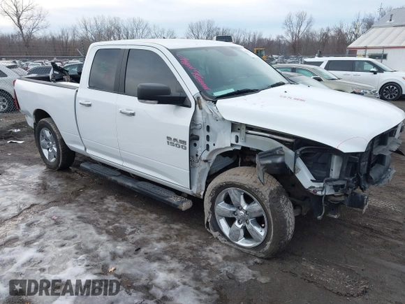 2017 Ram 1500 Big Horn z VIN 1C6RR7GT2HS721143, wystawiony jako IAAI lot #41634614 z przebiegiem 141 991 mil mil oraz . Historia ofert i sprzedaży dostępna na DreamBid. Obrazek 1.