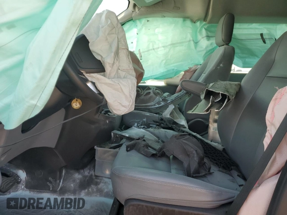 2019 Ford Transit Passenger XL с VIN 1FBZX2YM0KKA22887, выставлен на аукционе Copart как лот 55754935 с пробегом Не указан миль и Списание • Salvage title. История ставок и продаж доступна на DreamBid. Изображение 7.