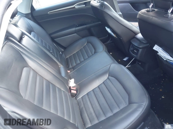 2015 Ford Fusion SE with VIN 3FA6P0H92FR100897, listed as a IAAI auction lot 41870271 with 195,182 mi miles and . Bid and sale history available at DreamBid. Image 8.