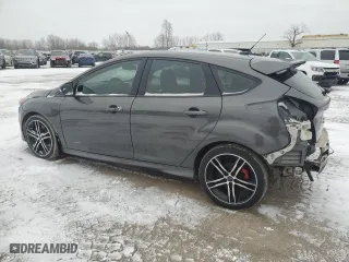 2015 Ford Focus ST with VIN 1FADP3L97FL340400, listed as a Copart auction lot 47073055 with 171,496 mi miles and Clean Title. Bid and sale history available at carsss.com. Image 2.