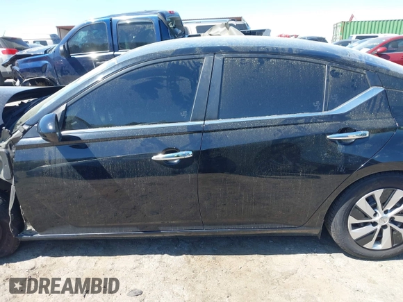 2020 Nissan Altima 2.5 S with VIN 1N4BL4BV5LC248141, listed as a IAAI auction lot 41902618 with 94,232 mi miles. Bid and sale history available at carsss.com. Image 15.