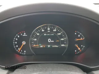 2018 Kia Sorento SX with VIN 5XYPKDA50JG367079, listed as a Copart auction lot 48222075 with 111,773 mi miles and Salvage Title. Bid and sale history available at carsss.com. Image 9.