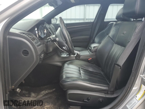 2014 Chrysler 300 with VIN 2C3CCABG1EH340625, listed as a Copart auction lot 52734655 with 172,752 mi miles and Salvage Title. Bid and sale history available at carsss.com. Image 7.