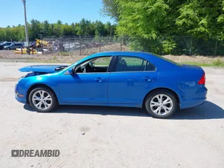 2012 Ford Fusion SE z VIN 3FAHP0HG4CR276627, wystawiony jako IAAI lot #42348303 z przebiegiem 160 922 mil mil oraz . Historia ofert i sprzedaży dostępna na DreamBid. Obrazek 15.