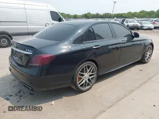 2019 Mercedes-Benz E 63 S AMG with VIN WDDZF8KB0KA534959, listed as a IAAI auction lot 42401507 with 61,356 mi miles and . Bid and sale history available at DreamBid. Image 4.