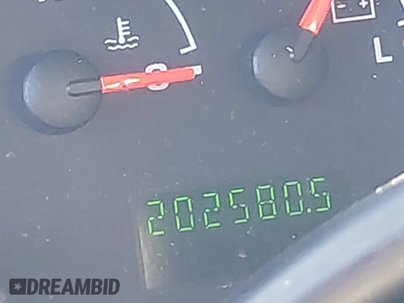 2006 Ford Econoline Cargo with VIN 1FTSS34L26DB14785, listed as a IAAI auction lot 41421286 with 202,580 mi miles and . Bid and sale history available at DreamBid. Image 12.