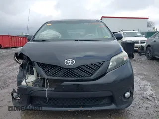 2012 Toyota Sienna SE with VIN 5TDXK3DC4CS187677, listed as a IAAI auction lot 41553292 with 145,282 mi miles. Bid and sale history available at carsss.com. Image 13.